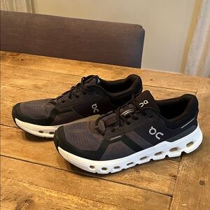 On Cloudrunner 2 Road-Running Shoes